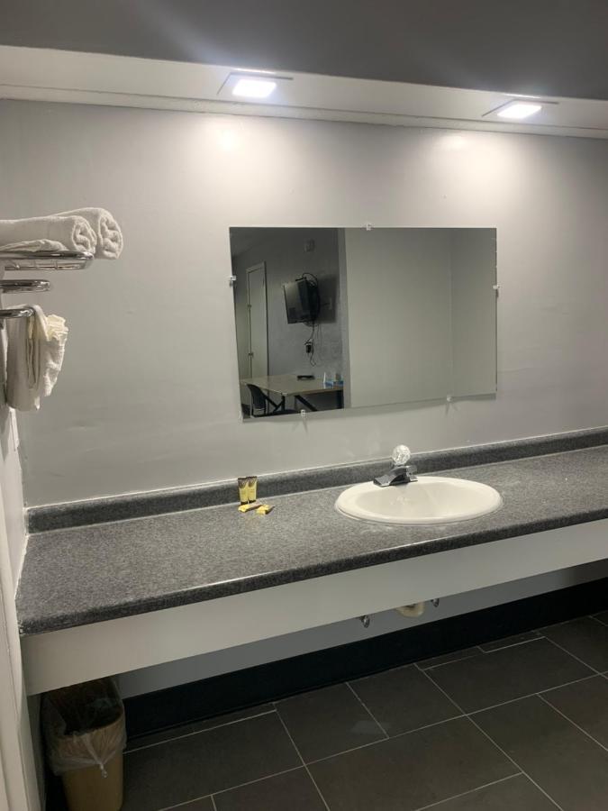 Royalinn Elizabethtown Buitenkant foto